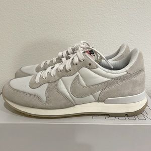 Nike By You Sneakers 7.5